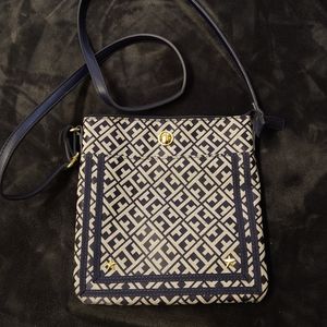 Tommy Hilfiger Crossbody bag